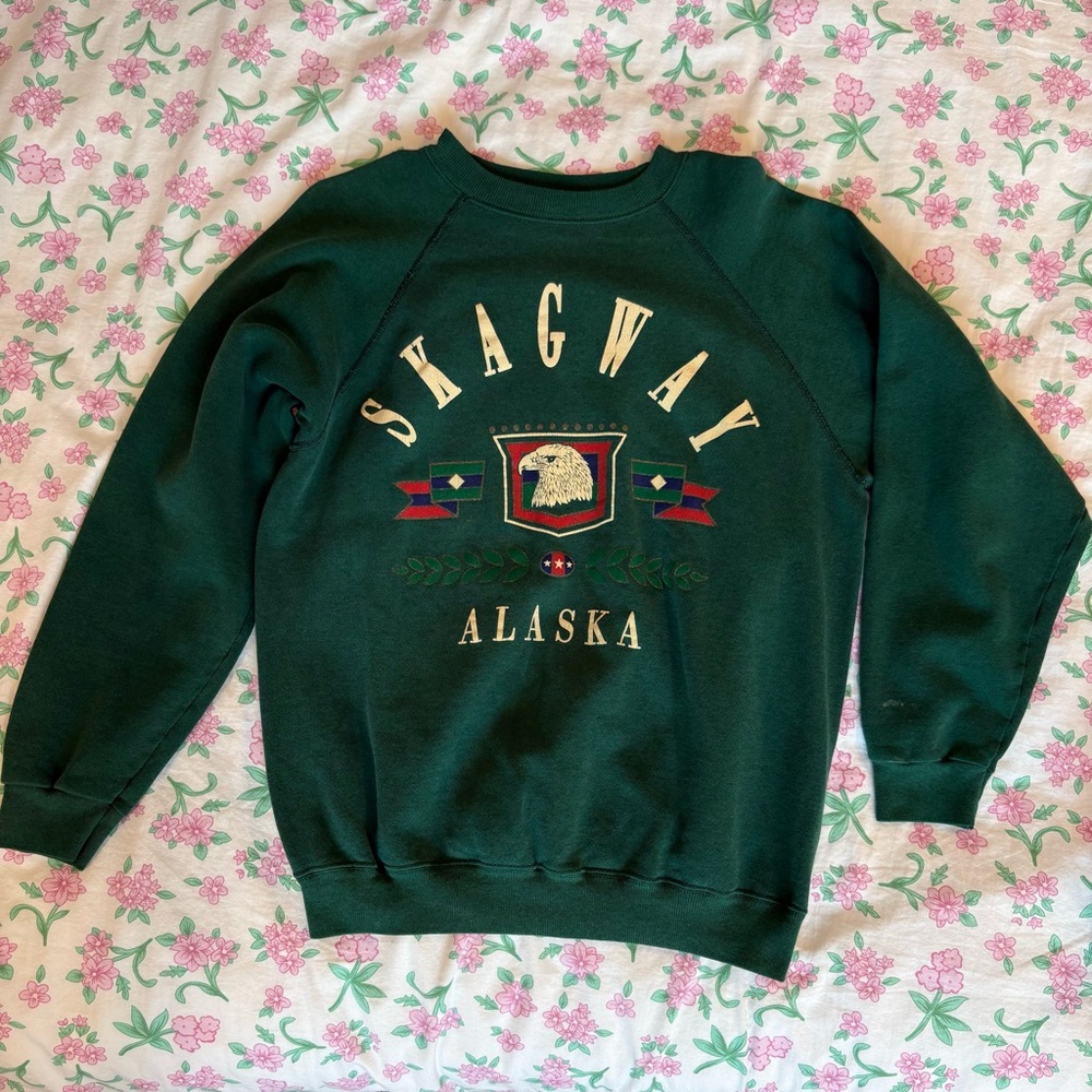 vintage green hanes skagway alaska green crewneck sweatshirt